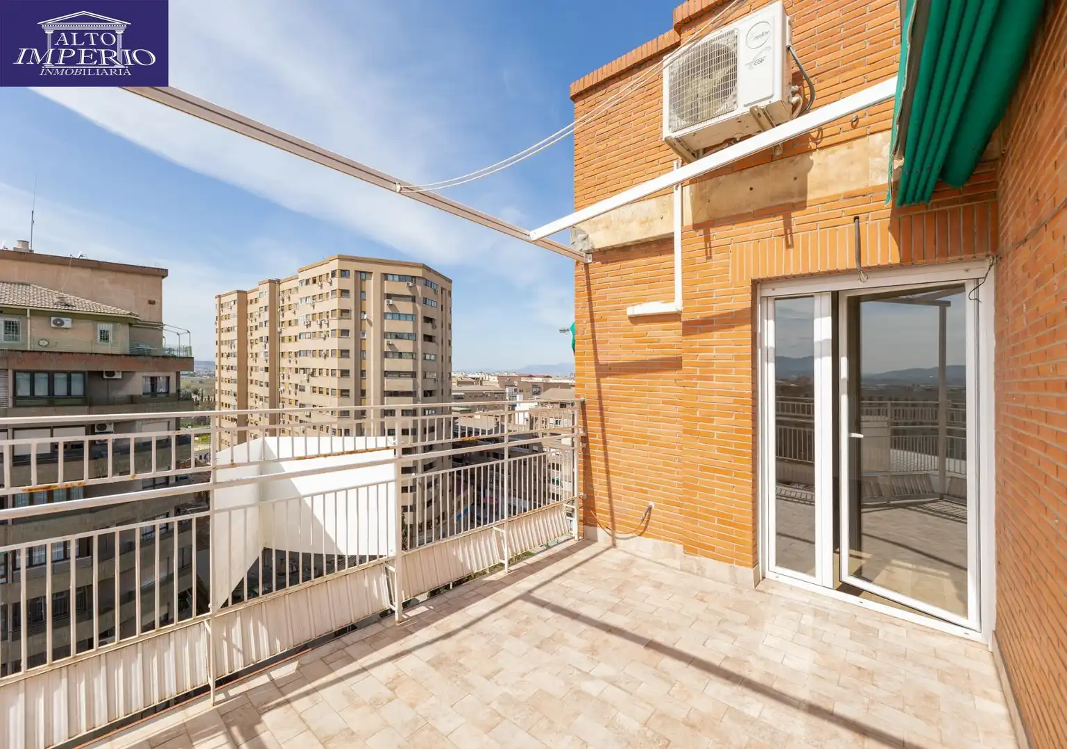 Àtic amb ascensor en venda a Ronda, imagen 4