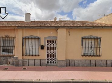 House for sale in CL. RAMON Y CAJAL