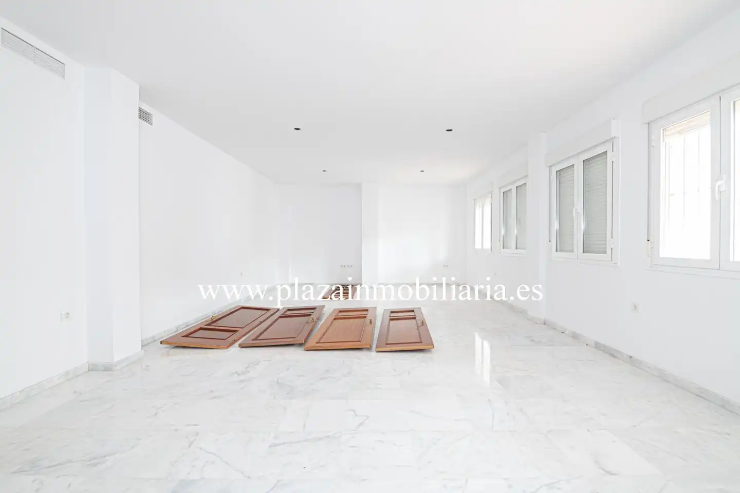 Houses for sale in Lucena  with Terrace, Storage room and Balcony