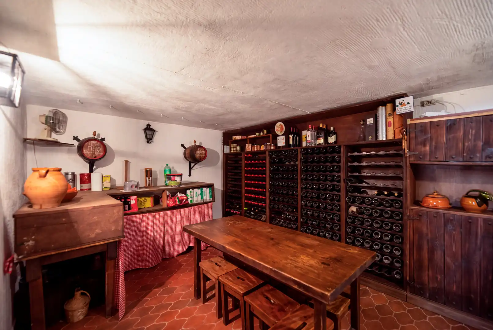 Casa adosada en venta en Madrid con Calefacción, Jardín privado y Trastero