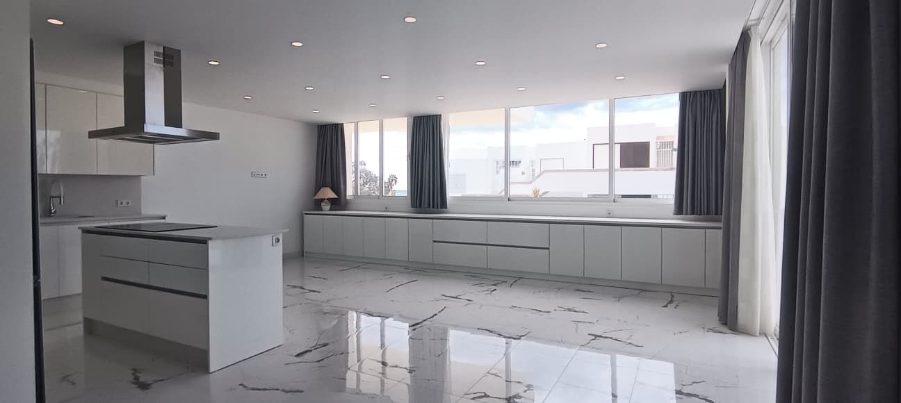 Kitchen of Apartment for sale in Arona  with Air Conditioner, Terrace and Oven