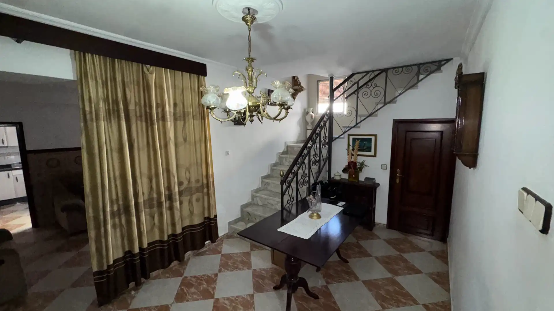 Casa o xalet en venda en Brenes amb Aire condicionat, Traster i Moblat