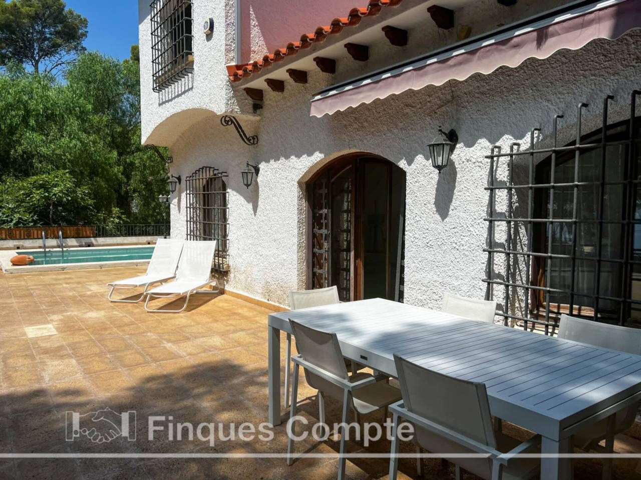 Terrassa de Casa o xalet en venda en Roda de Berà amb Jardí privat, Terrassa i Piscina