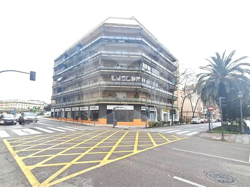 Gewerbefläche zur Miete in Avenida de Cristobal Colón, imagen 5