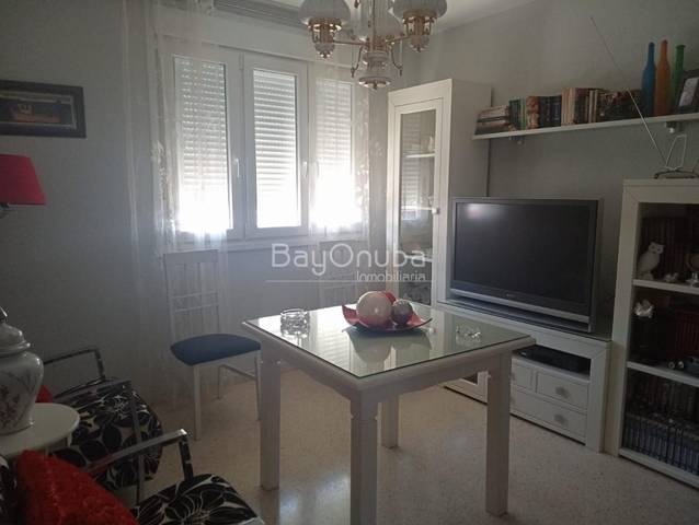 Casa adosada en Venta en Núcleo urbano