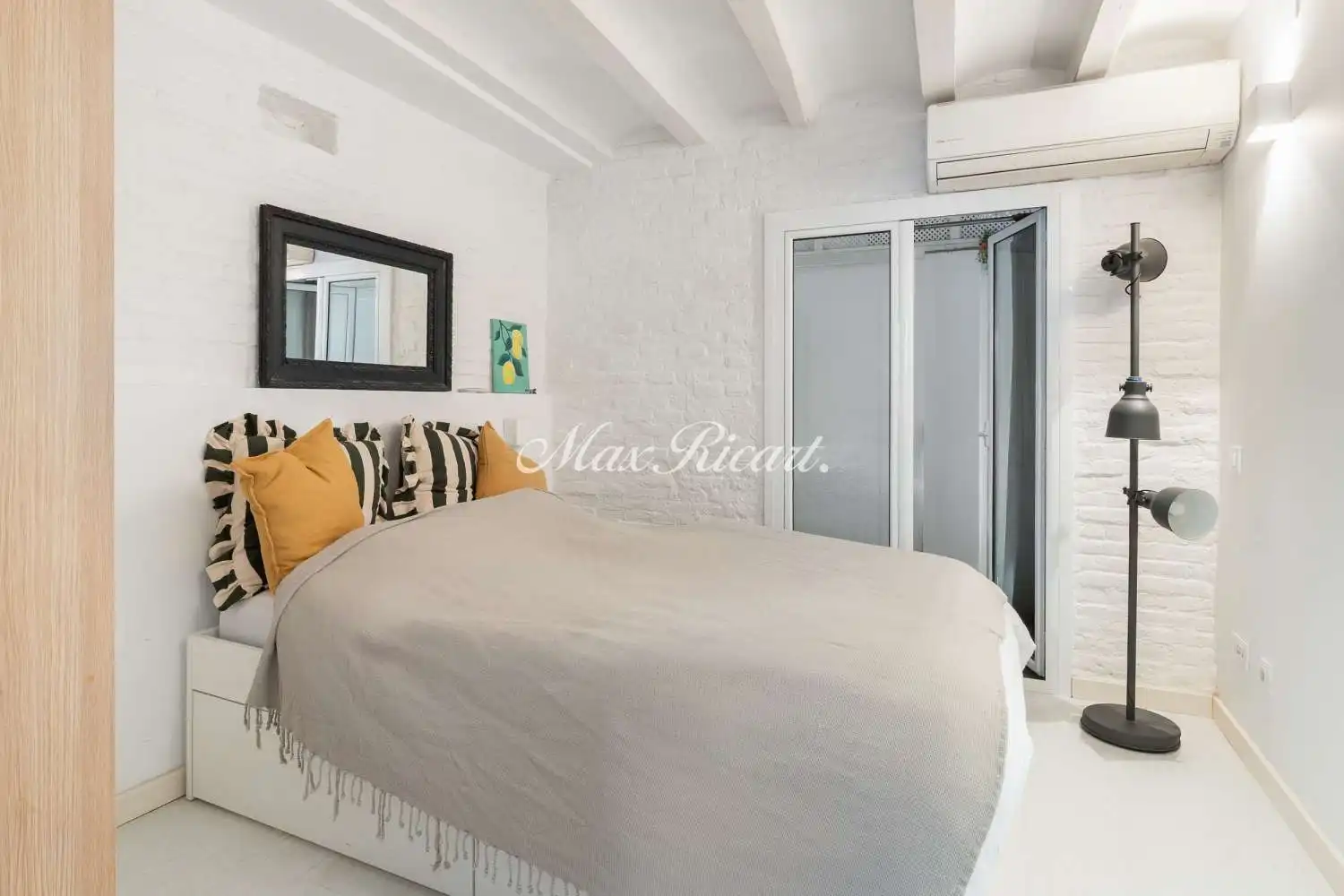 Habitación de Loft en venta en Barcelona con Aire acondicionado y Calefacción