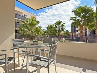 Mini appartamento con balcone in vendita a Orihuela Costa