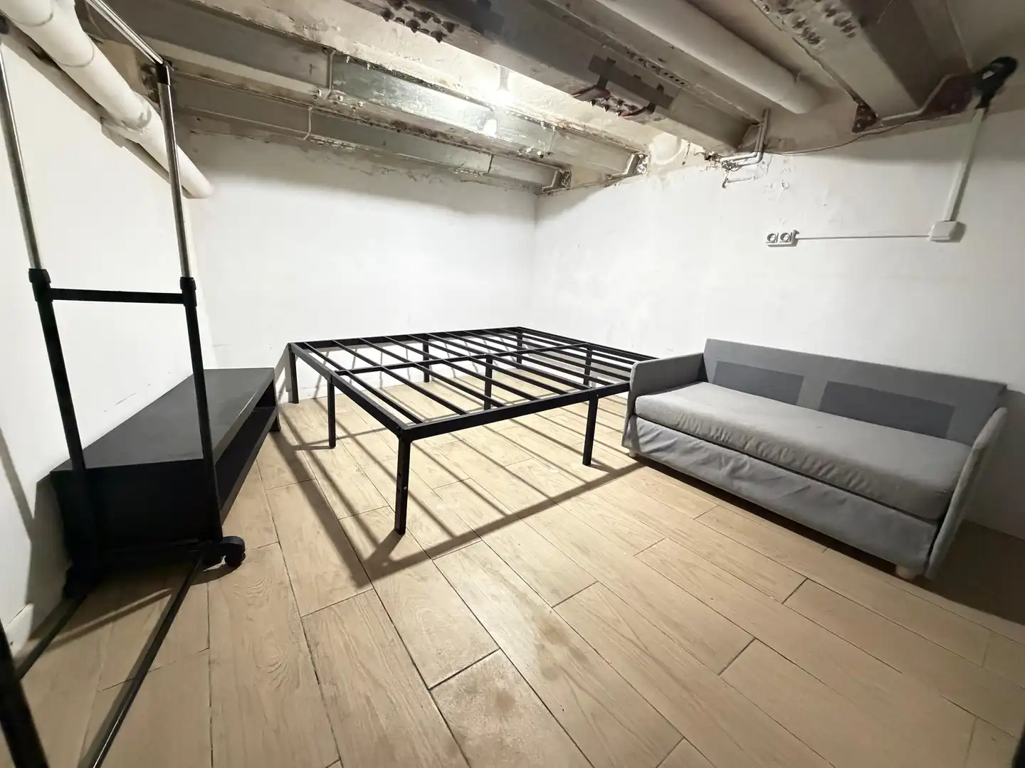 Habitación de Local en venta en L'Hospitalet de Llobregat
