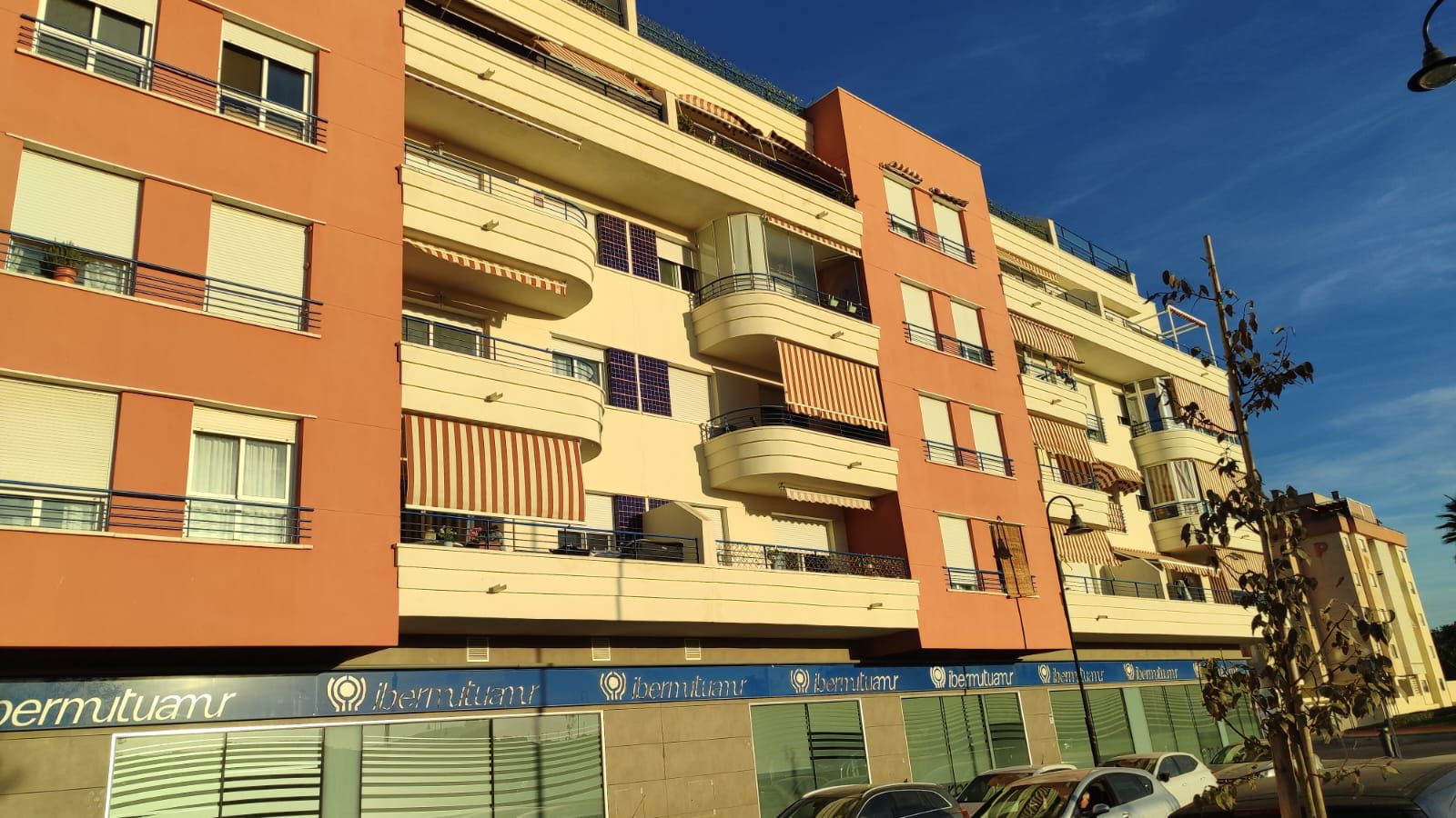 Vista exterior de Apartament en venda en Mijas amb Aire condicionat, Terrassa i Moblat