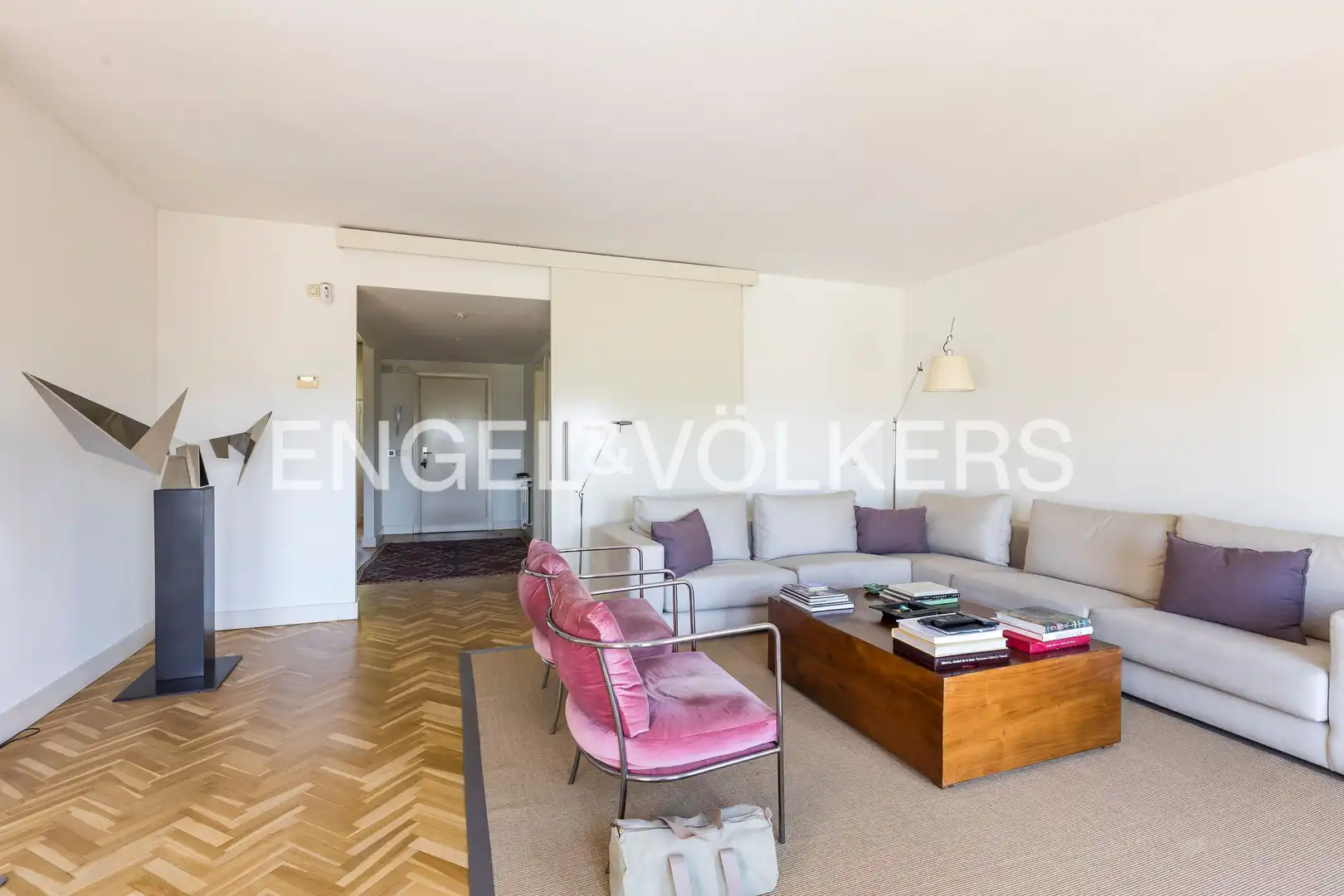 Living room of Detached homes for sale in Madrid  with Air Conditioner, Heating and Private garden