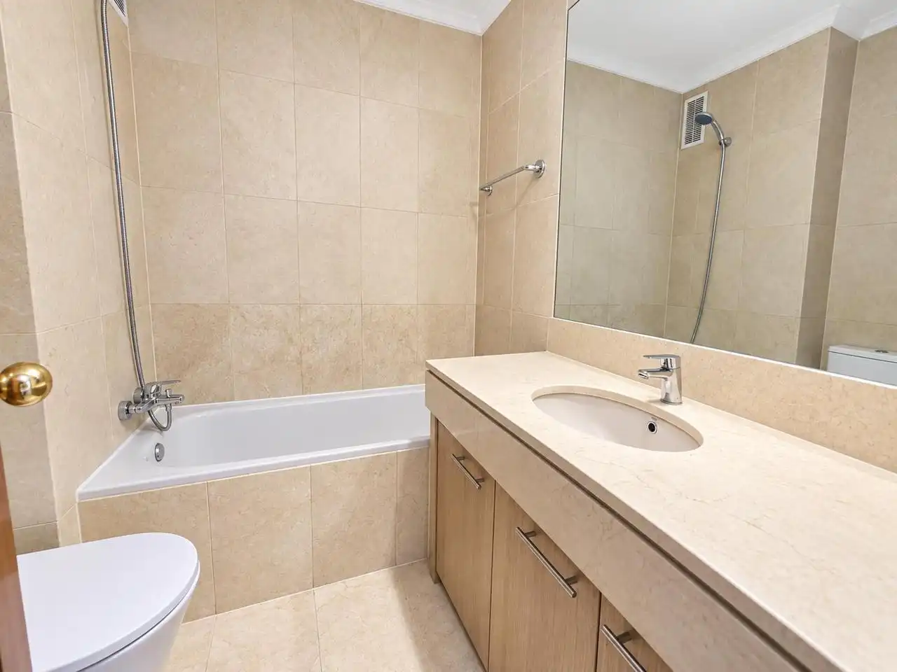 Baño de Piso en venta en Montigalà - Sant Crist