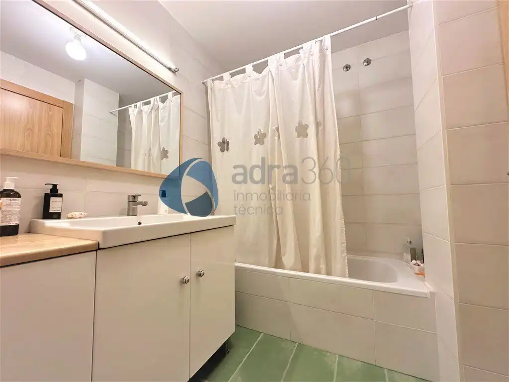 Flat with pool for sale in Marques de Larios, imagen 46