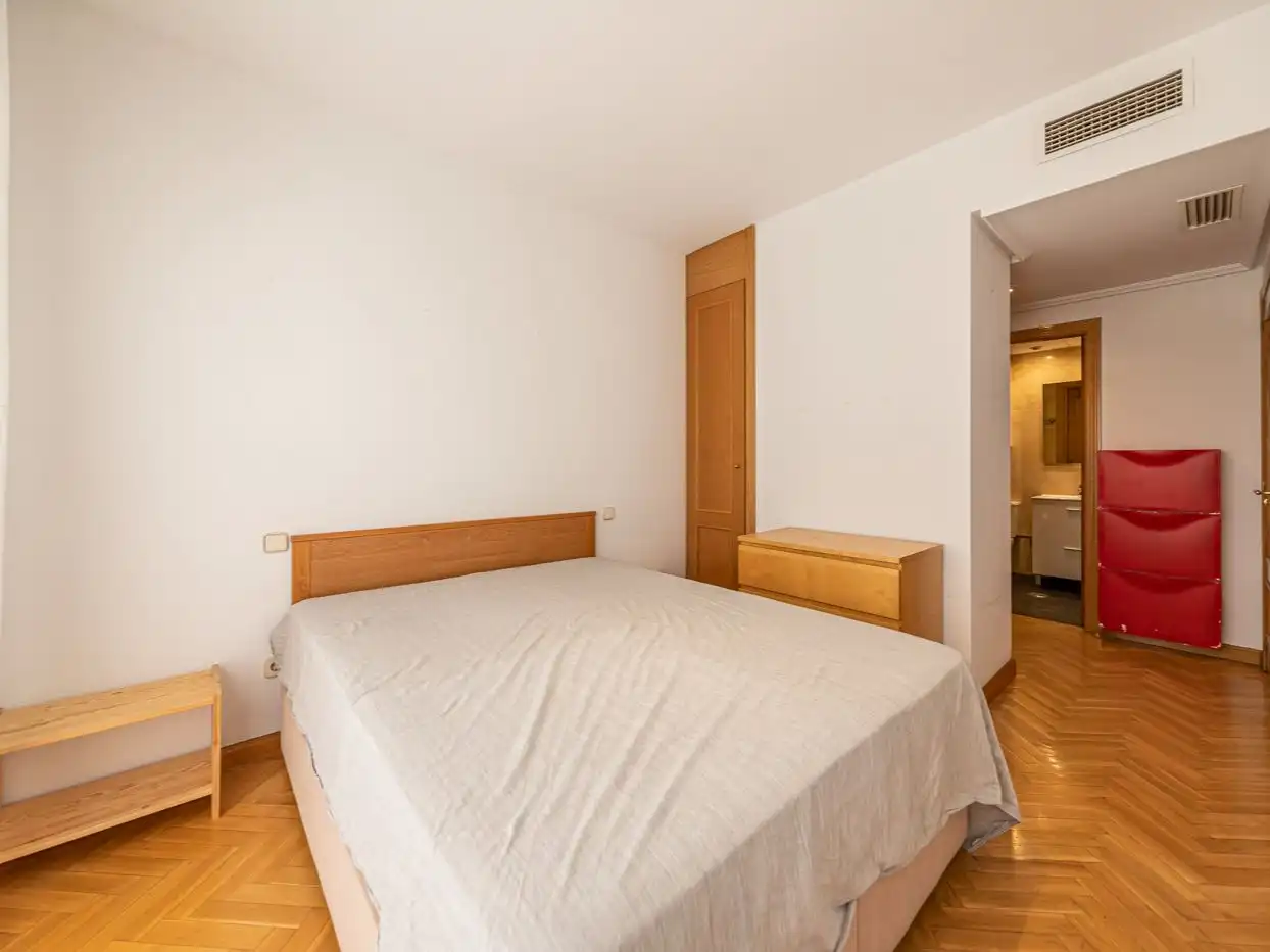 Apartament amb piscina de lloguer a ROBLEDILLO 21, imagen 6