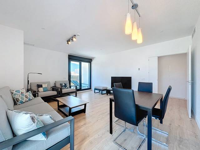 Piso en Alquiler en Paseo Martiricos en Martiricos - La Roca - La Rosaleda