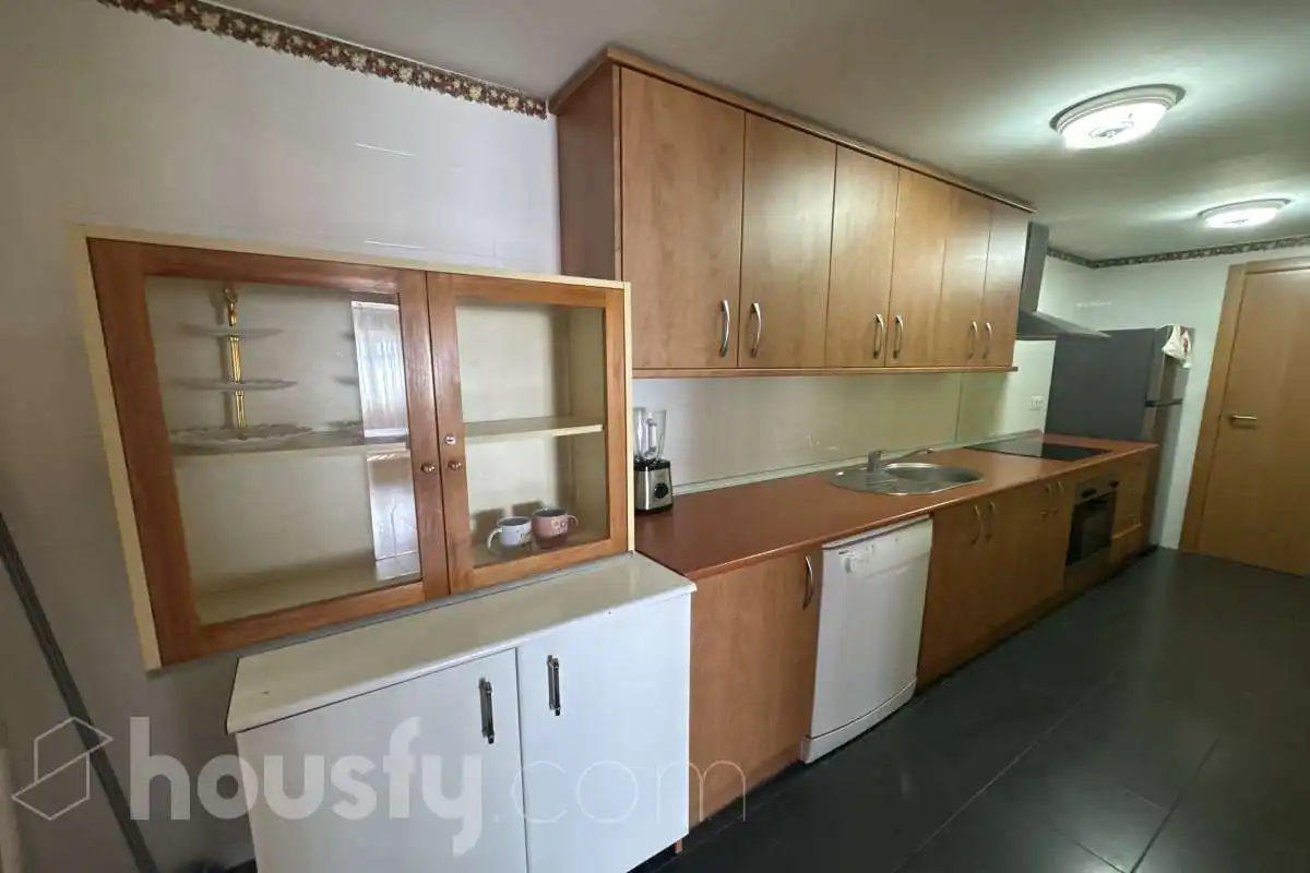 Cocina de Piso de alquiler en Valdemoro con Parquet y Amueblado