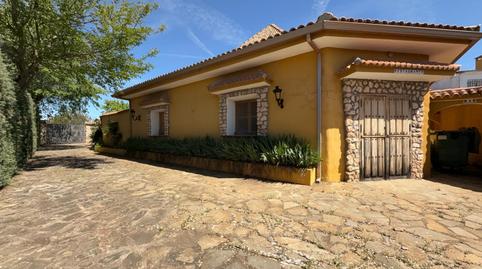 Foto 2 de Finca rústica en venda a Hontoba, Guadalajara