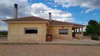 Vista exterior de Casa o xalet en venda en Yecla amb Aire condicionat, Calefacció i Piscina