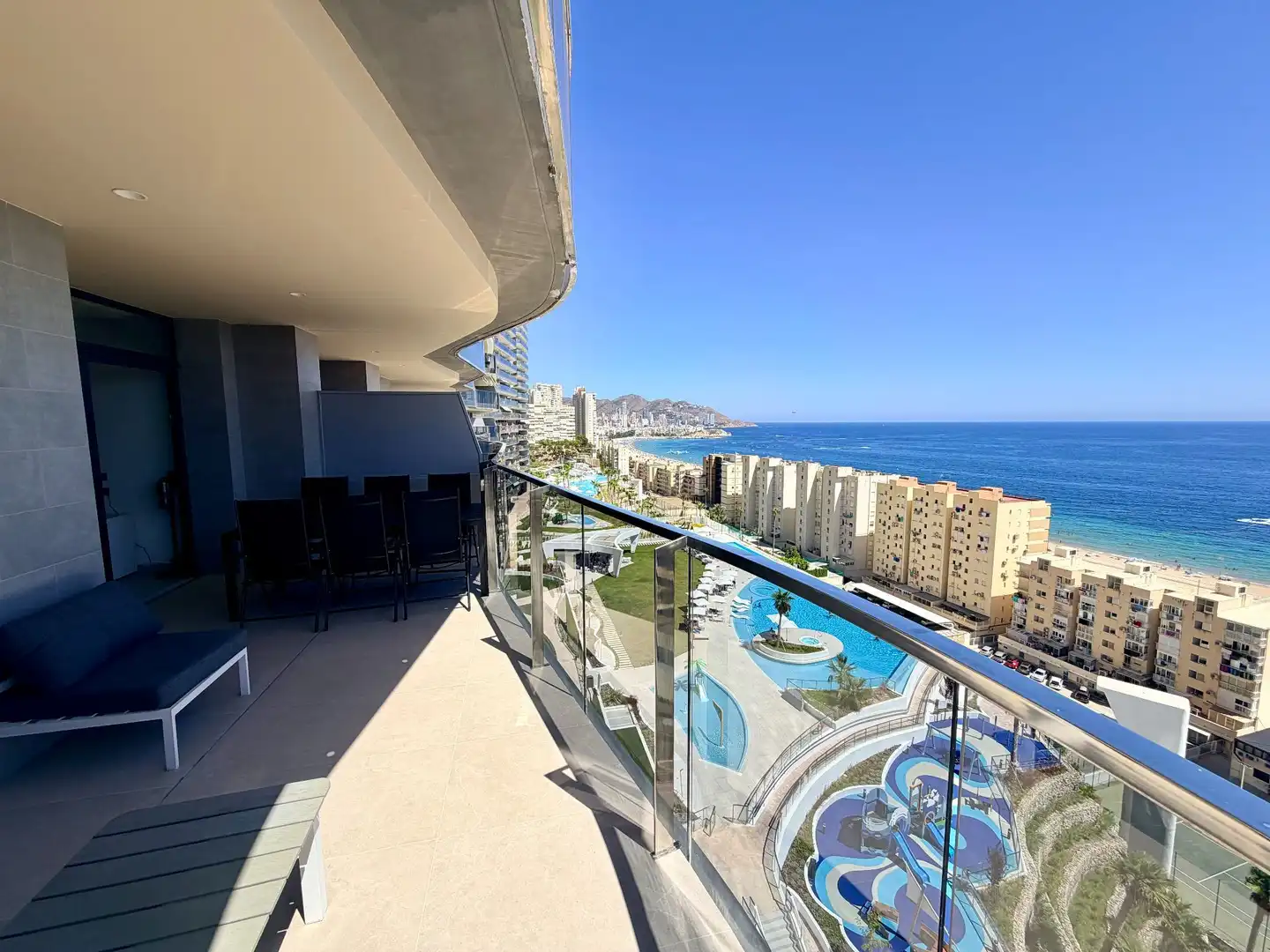 Apartamento con piscina en alquiler en Playa de Poniente, imagen 5
