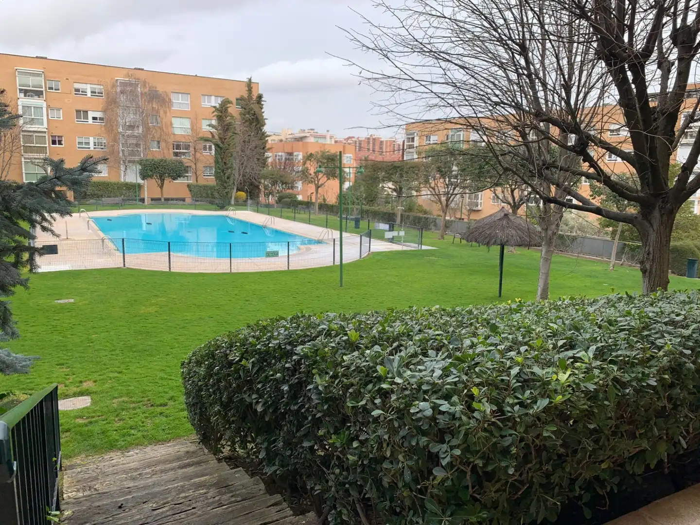 Swimming pool of Apartments for rent in Madrid  with Air Conditioner, Heating and Storage room