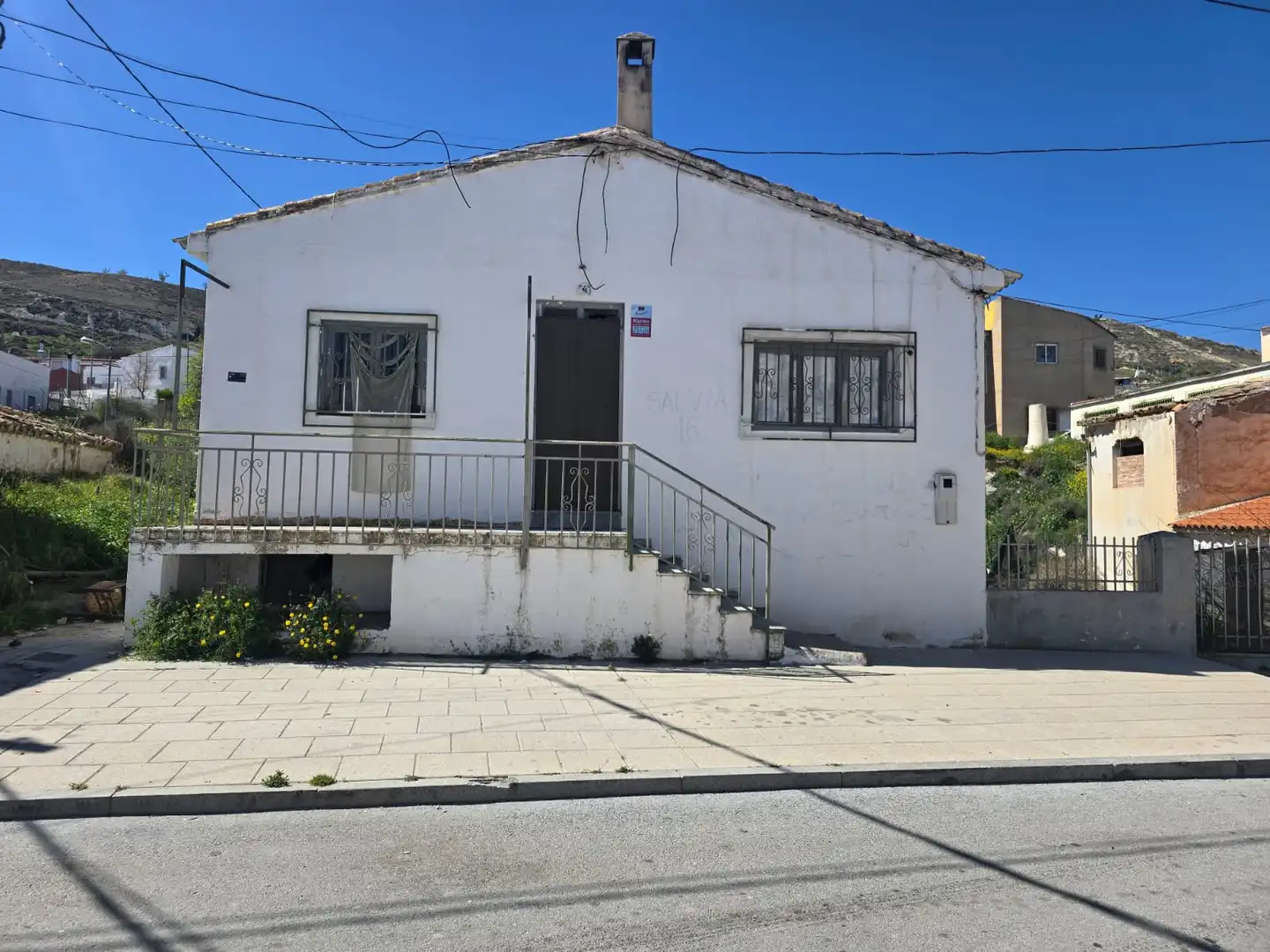 Vista exterior de Casa o xalet en venda en Baza