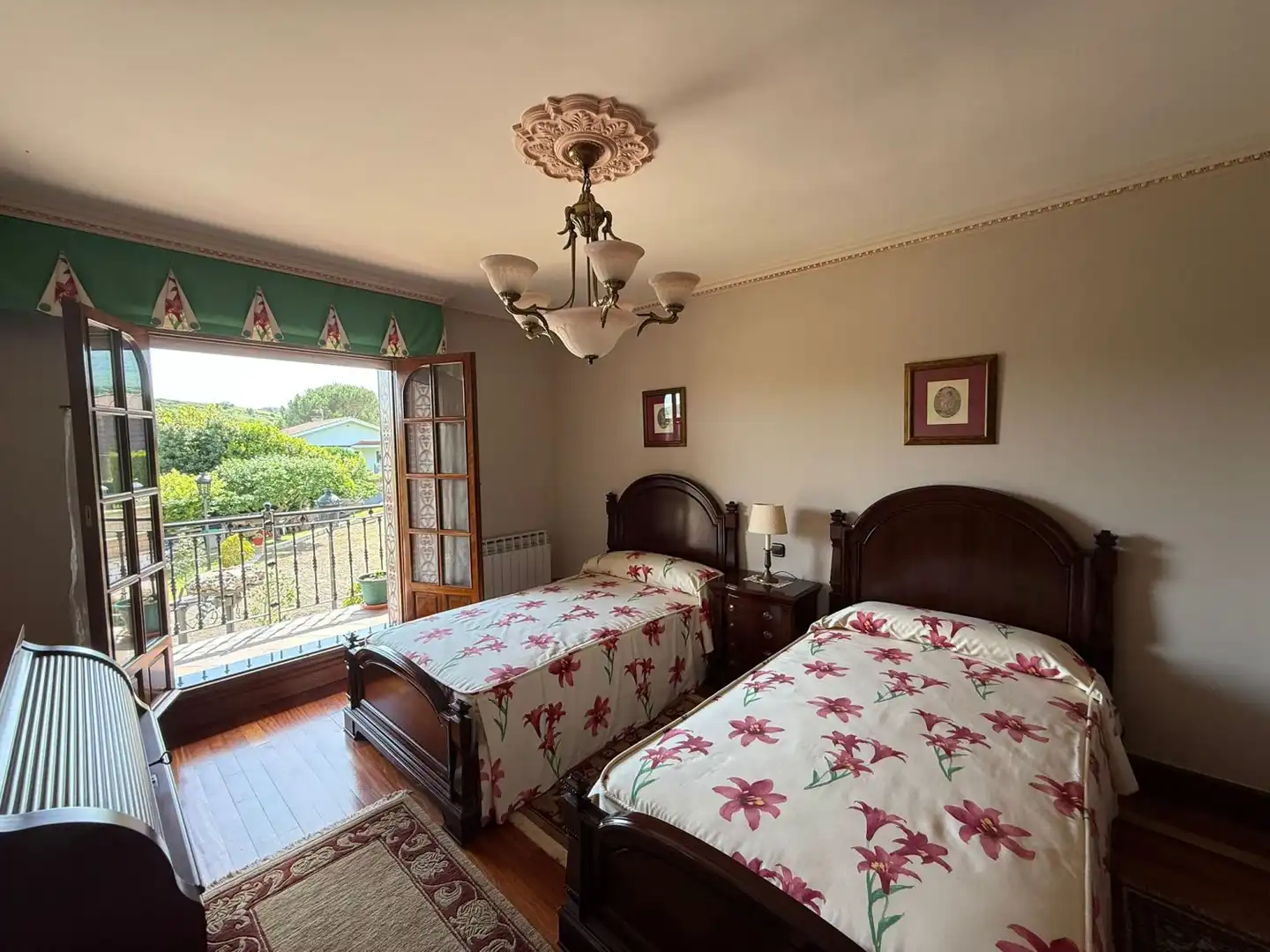 Habitación de Casa o chalet en venta en Valle de Mena con Calefacción, Terraza y Trastero