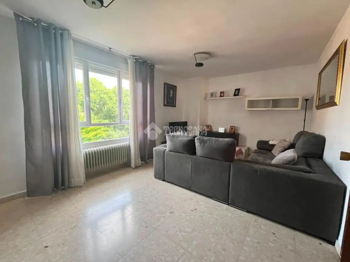 Sala de estar de Piso en venta en Alcalá de Henares con Aire acondicionado