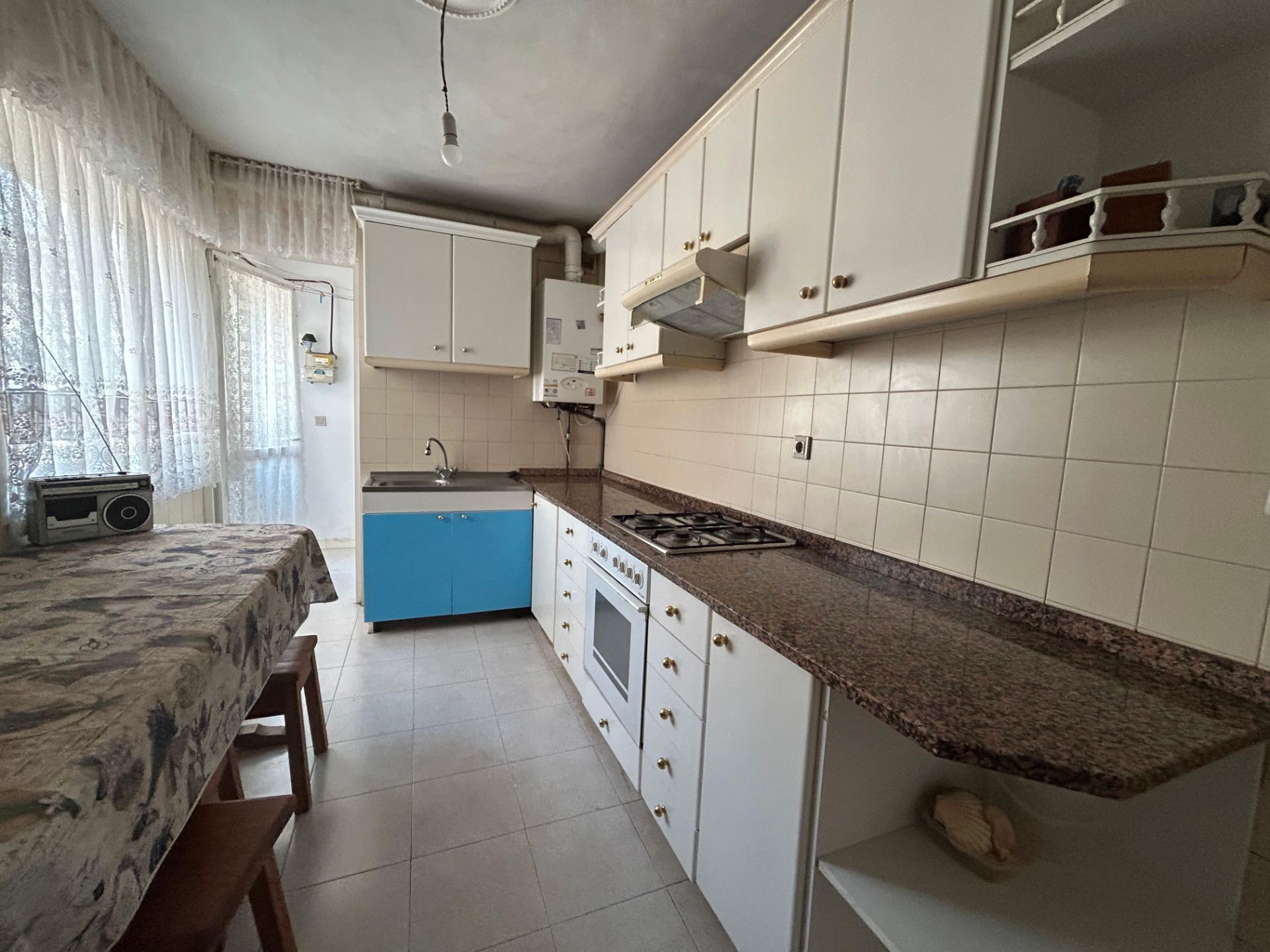 Kitchen of Flat to rent in Santiago de Compostela   with Heating, Storage room and Furnished
