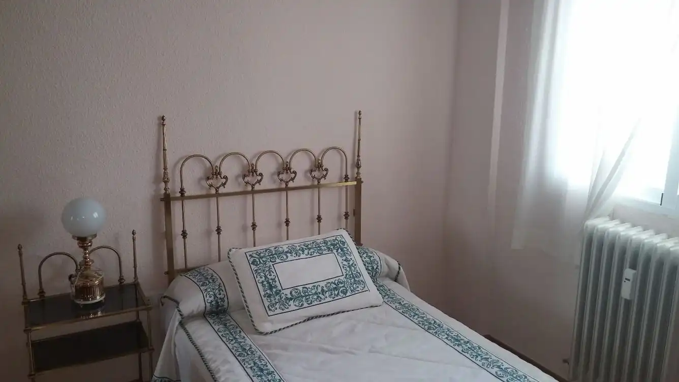 Àtic de lloguer a Calle Melchor Almagro, 16, Centro - Sagrario
