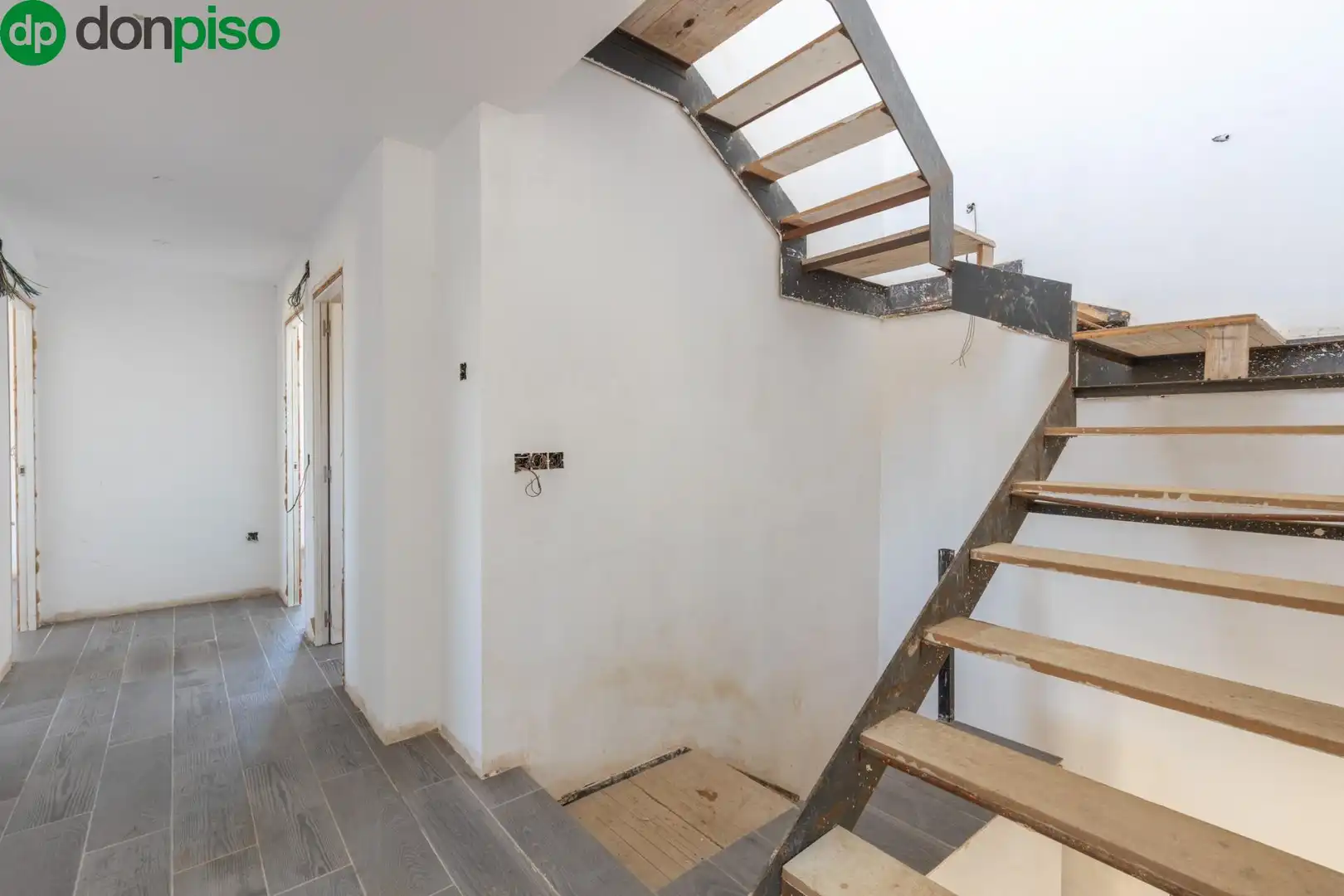 Detached house with terrace for sale in Calle Puntal de las Siete Lagunas 18, imagen 25