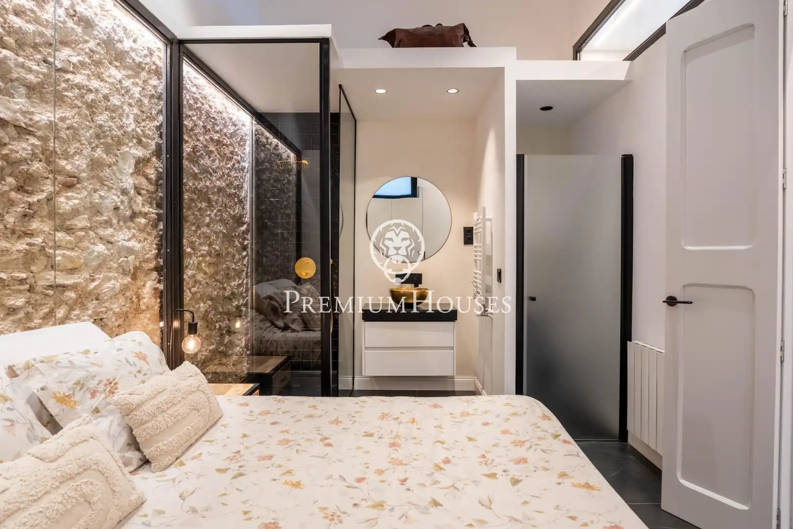 Bedroom of Flat for sale in Vilanova i la Geltrú  with Air Conditioner, Heating and Terrace