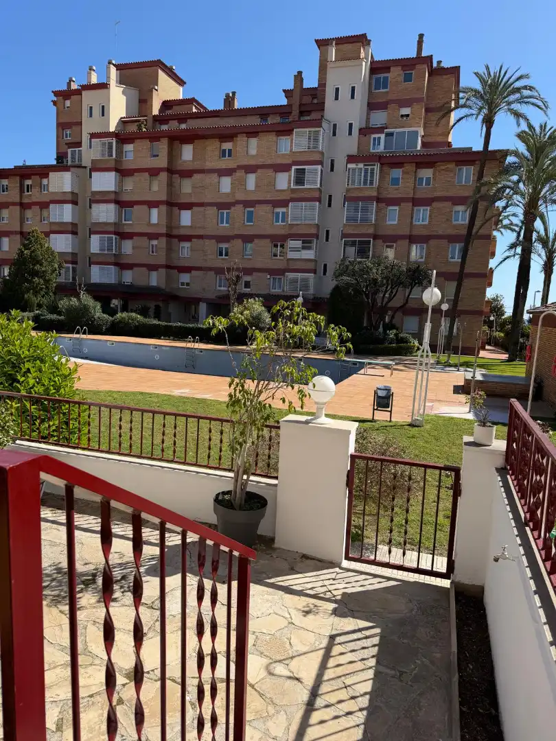 Piscina de Casa adosada de alquiler en Vilassar de Mar con Aire acondicionado, Calefacción y Jardín privado