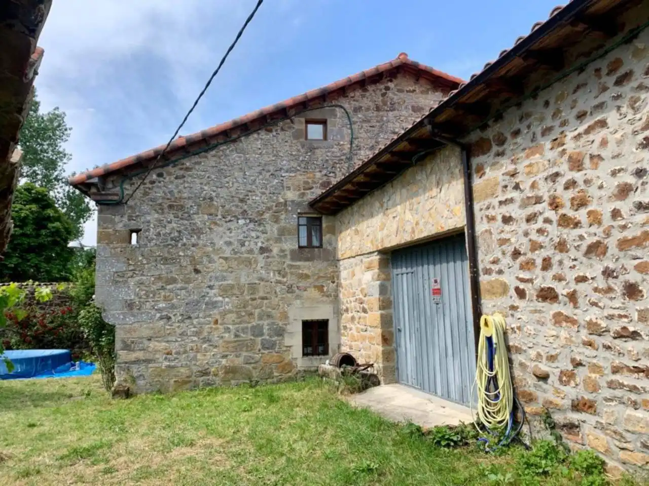Vista exterior de Casa o chalet en venta en Arija con Calefacción, Jardín privado y Terraza