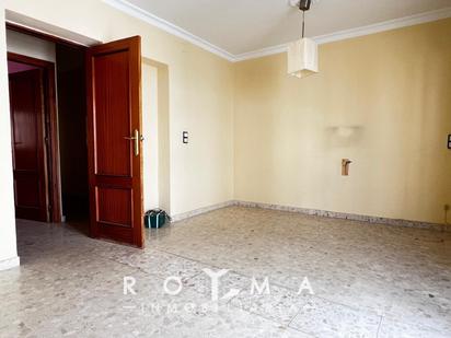 Bedroom of Flat for sale in Lora del Río  with Balcony