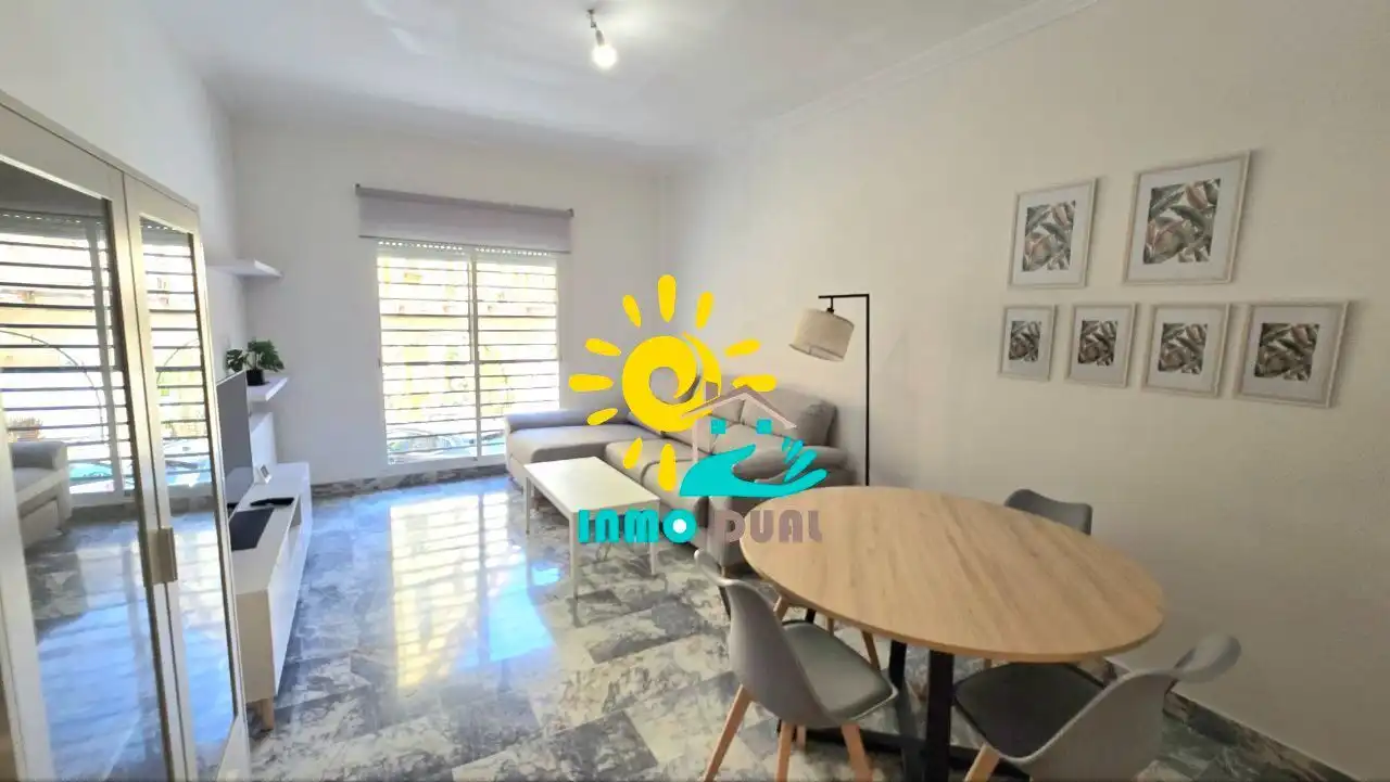 Vista exterior de Apartament de lloguer en Badajoz amb Aire condicionat, Calefacció i Moblat