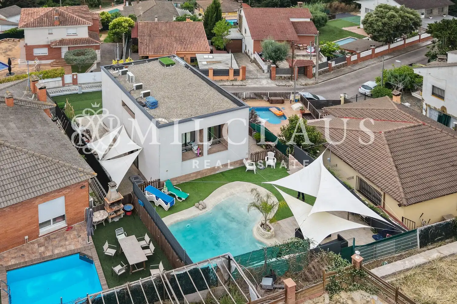 Schwimmbecken von Haus oder Chalet zum Verkauf in Lliçà d'Amunt mit Klimaanlage, Heizung und Privatgarten