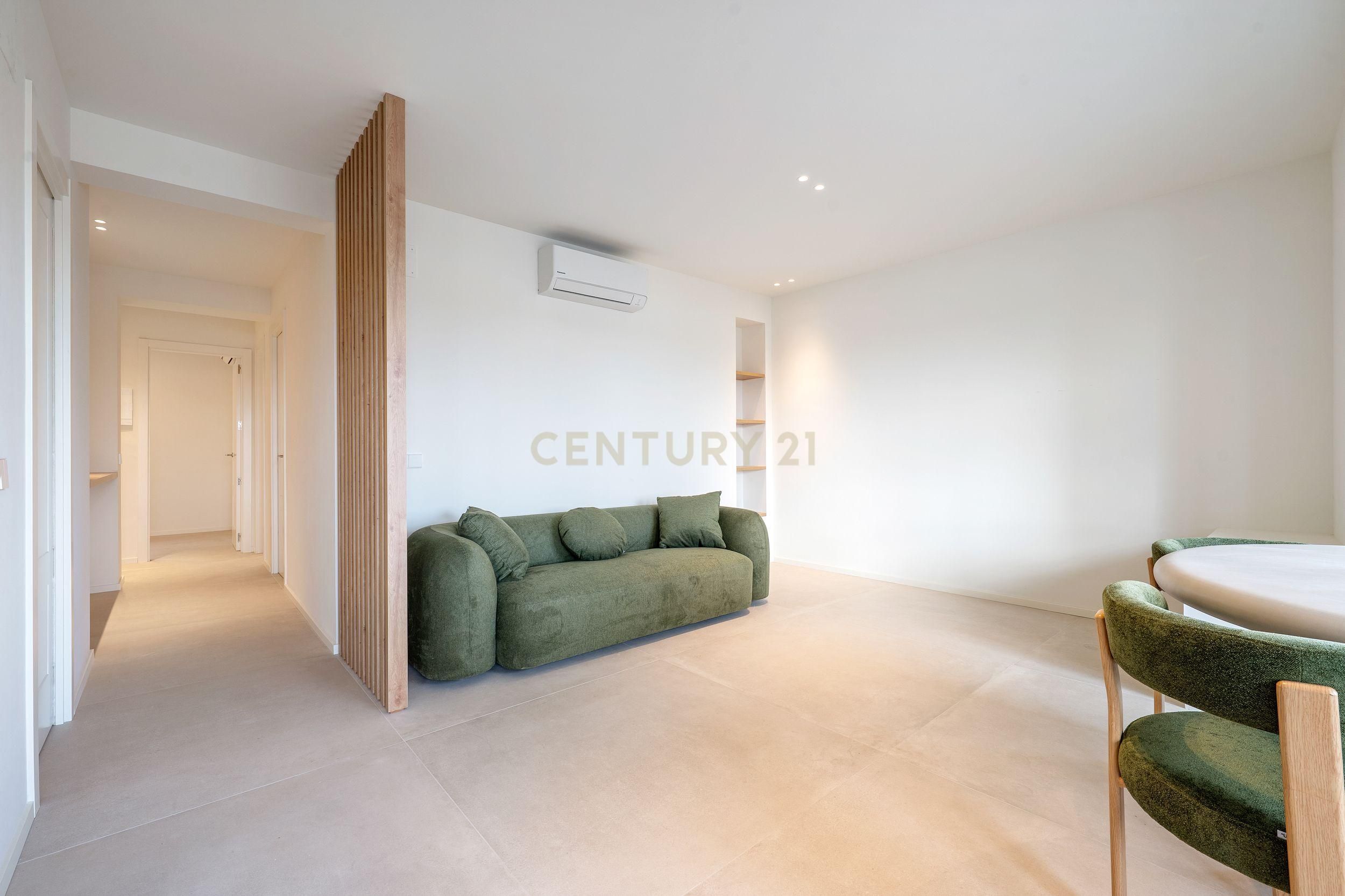 Sala d'estar de Apartament en venda en  Tarragona Capital amb Aire condicionat, Traster i Alarma