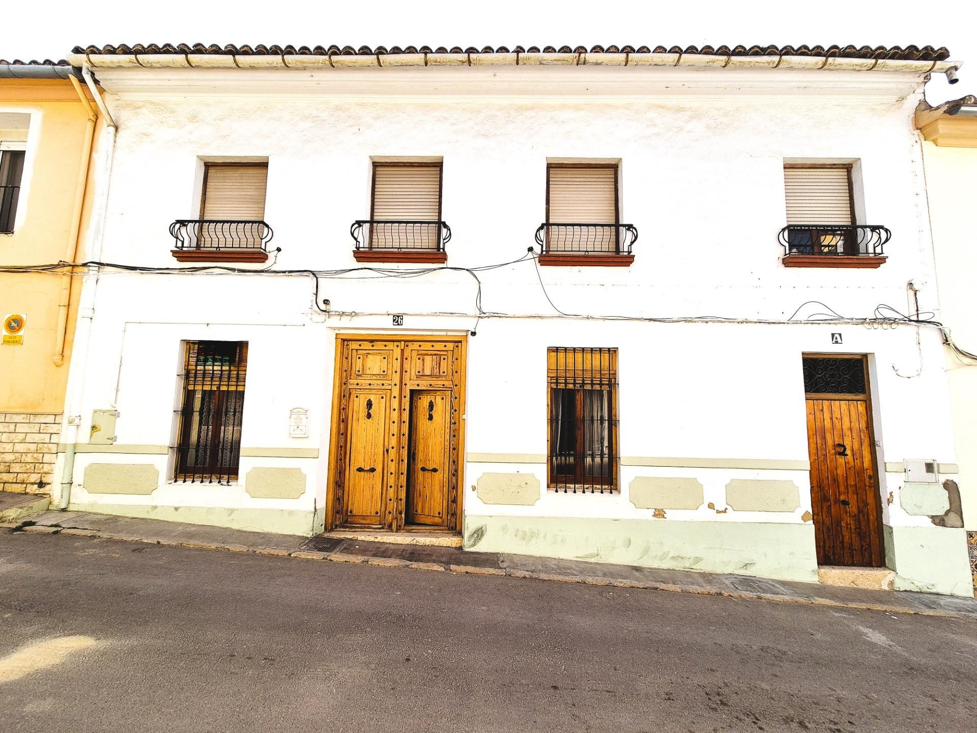 House or chalet for sale in Calle REYES CATOLICOS, 26