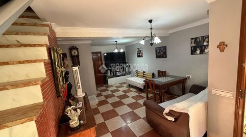 Foto 3 de Casa adosada en venta en Torre Cruz - Los Molinos, Utrera