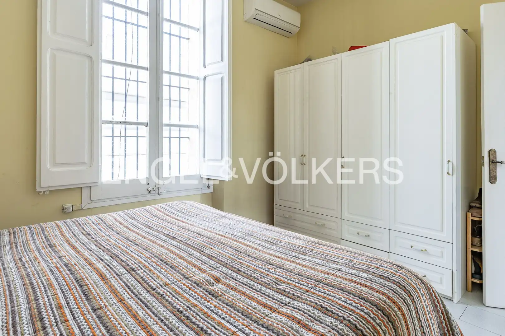 Bedroom of Houses for rent in El Masnou  with Air Conditioner, Heating and Furnished