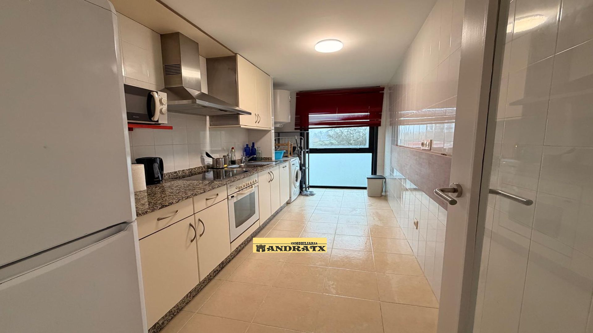 Cuina de Pis de lloguer en Ares amb Calefacció, Jardí privat i Piscina