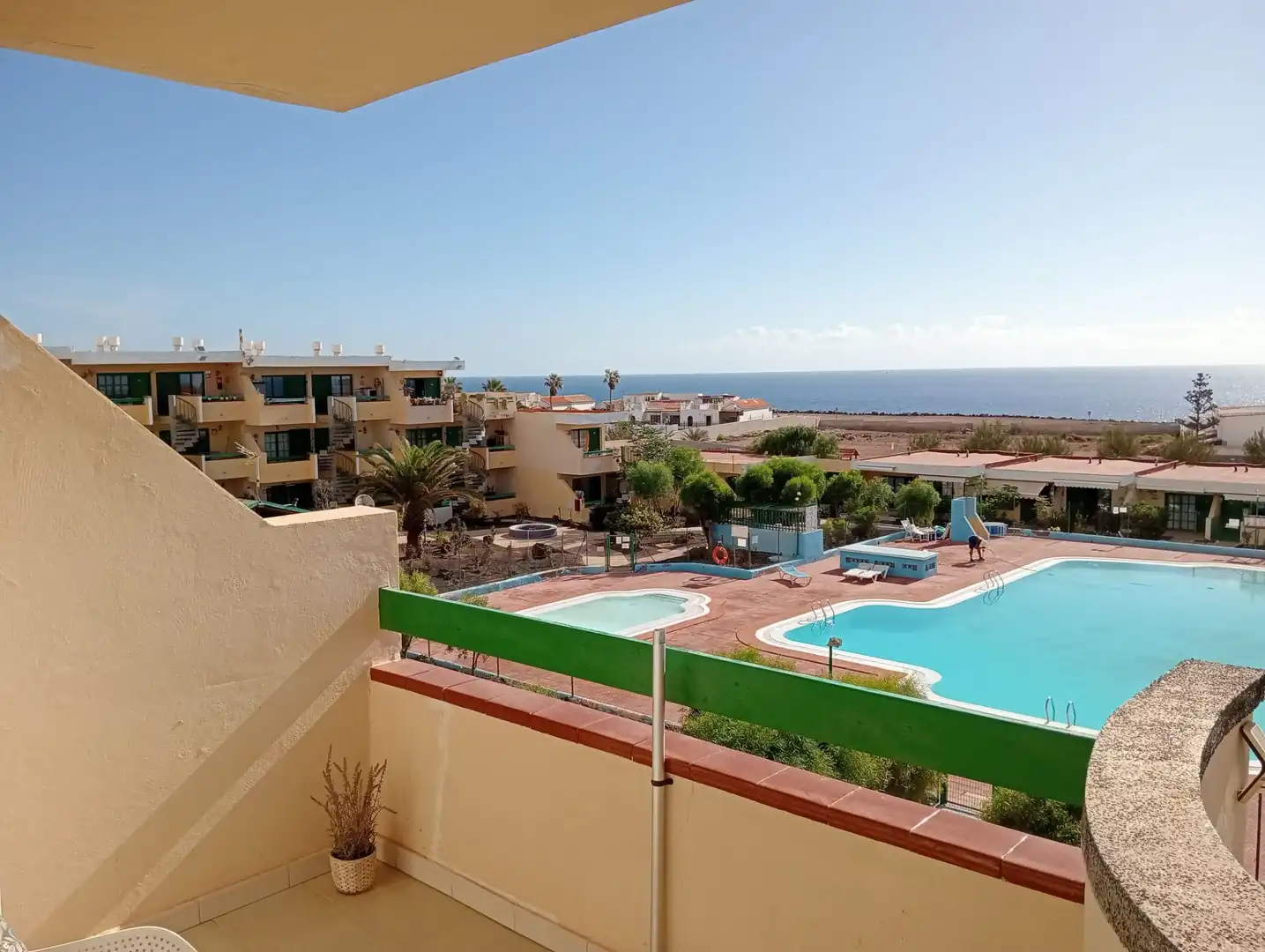 Piscina de Apartamento en venta en Antigua