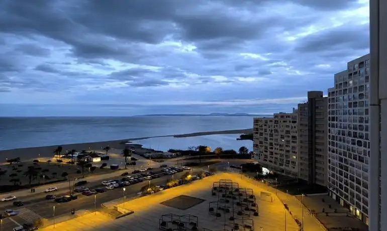Mini appartamento con terrazza in vendita a DELTA MUGA 11, imagen 3
