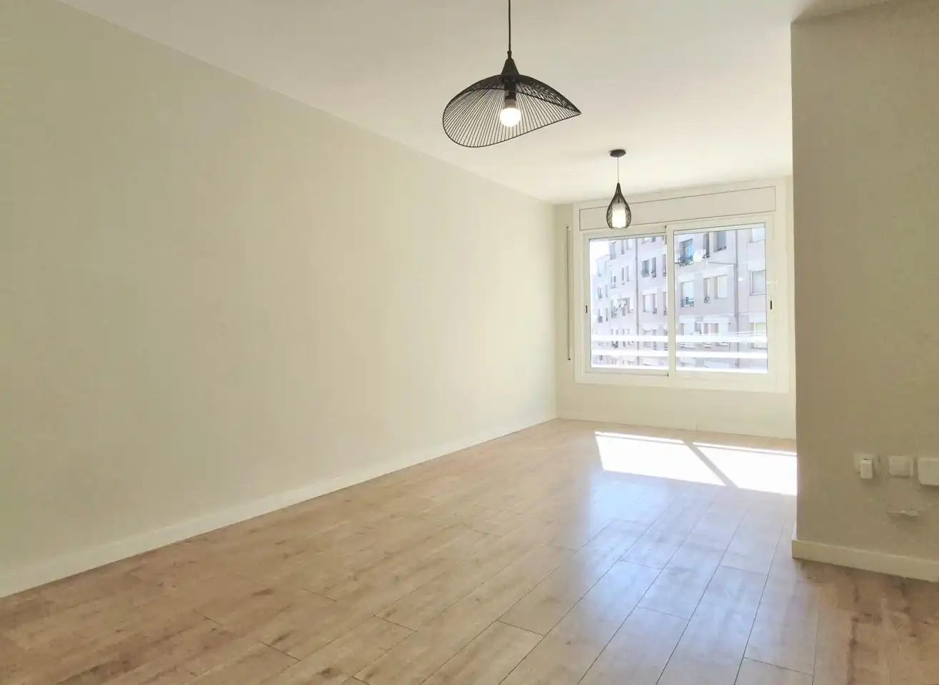 Sala de estar de Piso en venta en Terrassa con Parquet y Alarma