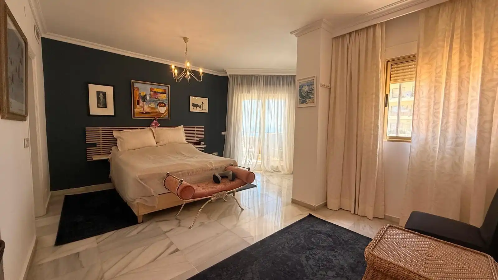 Dormitori de Apartament en venda en Fuengirola amb Aire condicionat, Terrassa i Traster