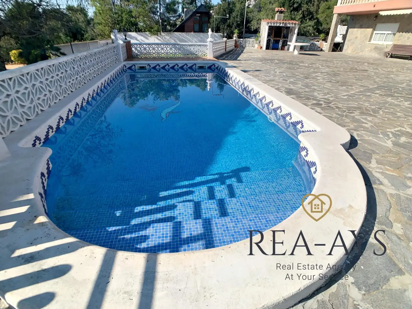 Piscina de Casa o chalet en venta en Vallirana con Jardín privado, Terraza y Trastero