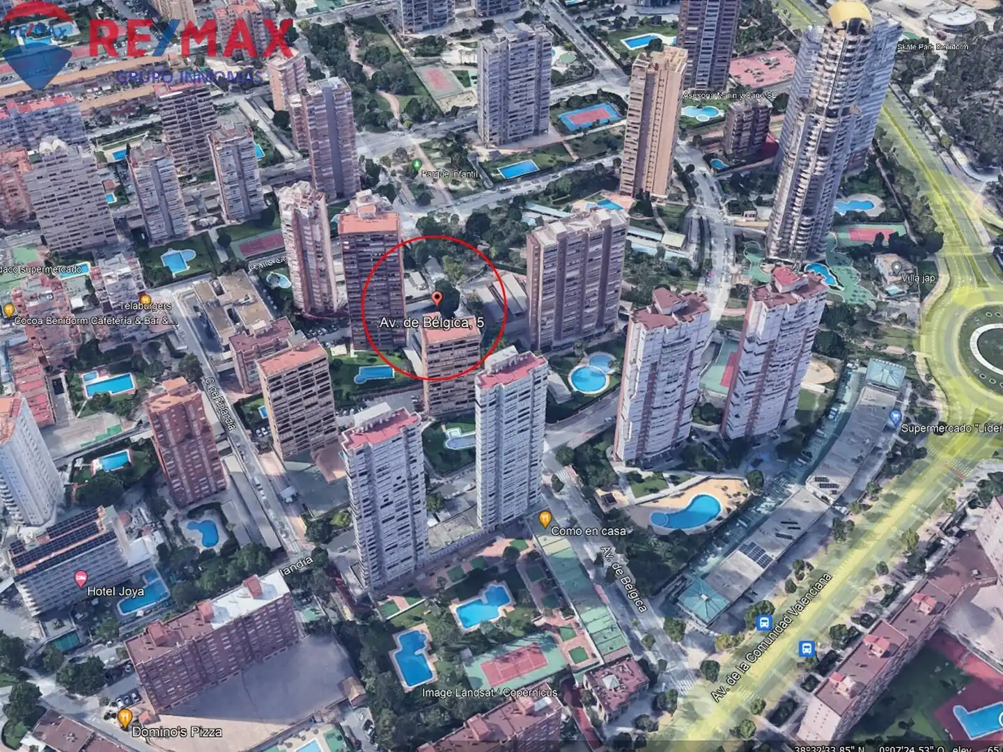 Vista exterior de Pis de lloguer en Benidorm amb Aire condicionat, Calefacció i Jardí privat