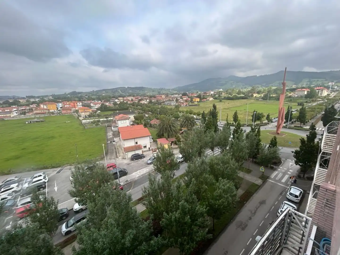 Vista exterior de Piso de alquiler en Torrelavega  con Calefacción, Parquet y Amueblado