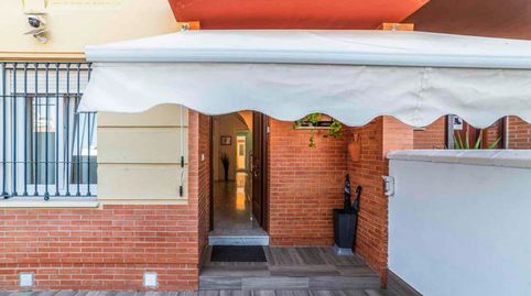 Foto 2 de Casa adosada en venta en Almargen, Centro, Bormujos