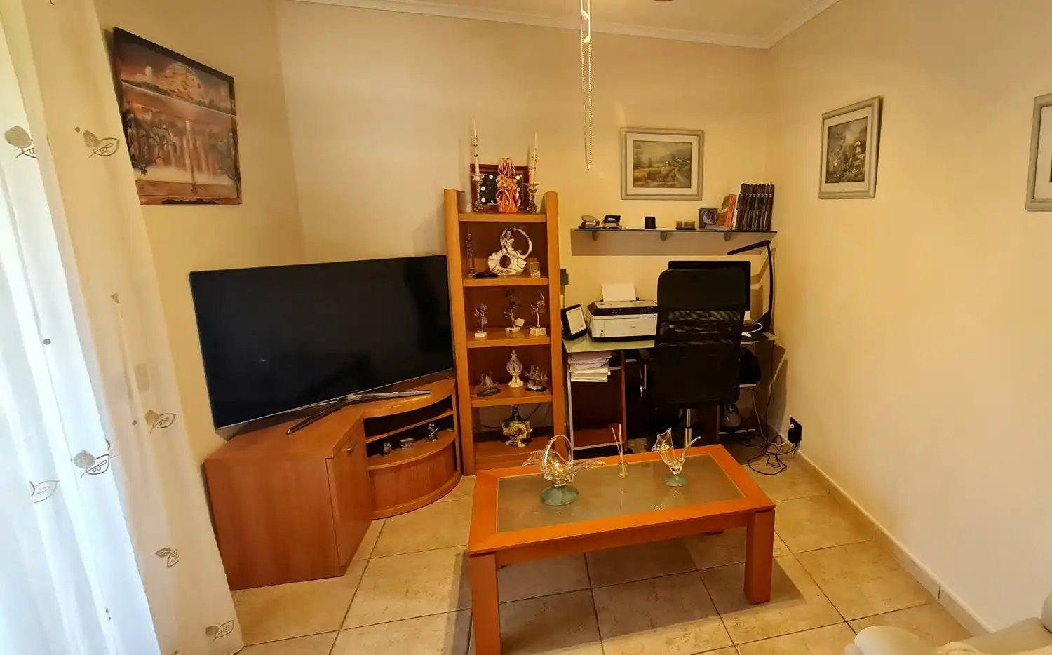 Sala de estar de Casa o chalet en venta en Vallirana con Aire acondicionado y Calefacción