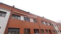 Vista exterior de Pis en venda en Cabezón de Pisuerga amb Calefacció